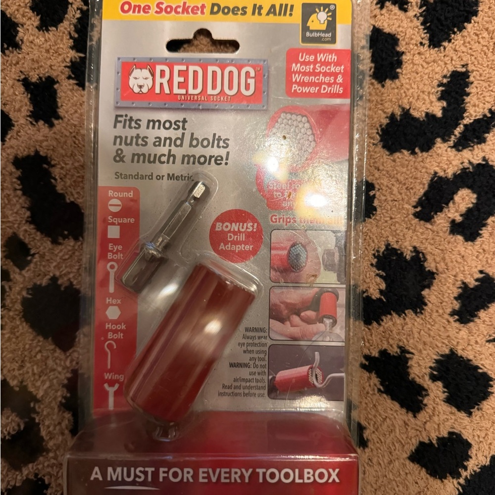 NIB Red Universal Socket Tool by Red Dog